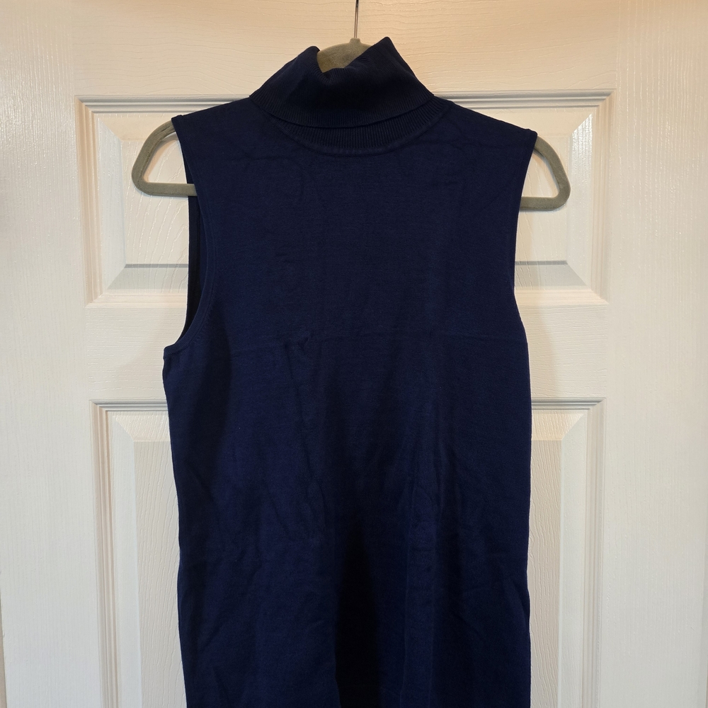 Sleeveless Turtleneck Top